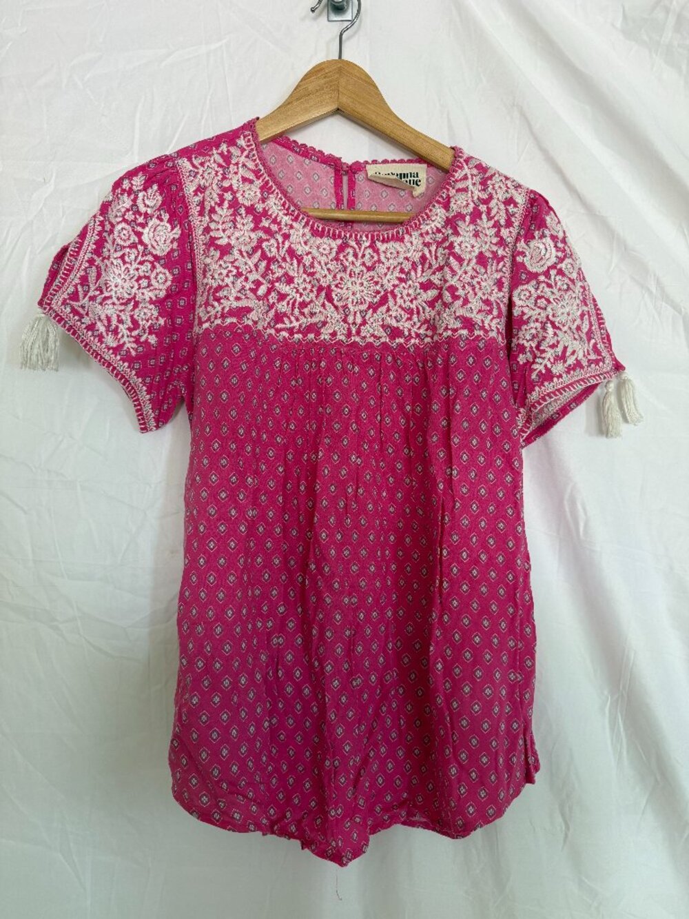 Savanna Jane Pink Embroidered Tassel Boho Top Floral Lace Size S
